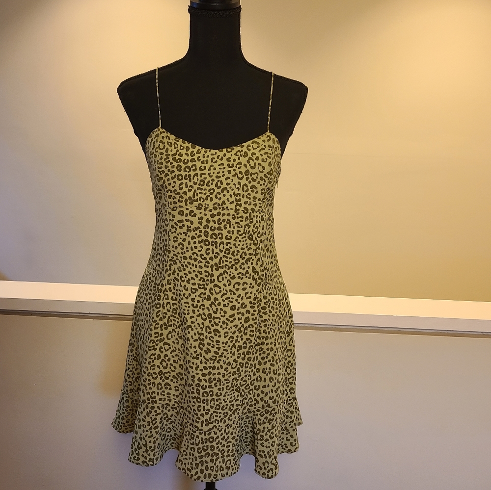 🌟ZARA Olive Green Leopard Print Criss-Cross Back Mini Dress Size Medium
